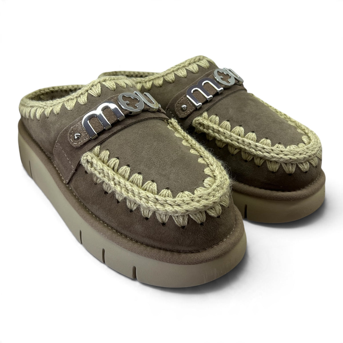 Bounce Clog Metal Logo