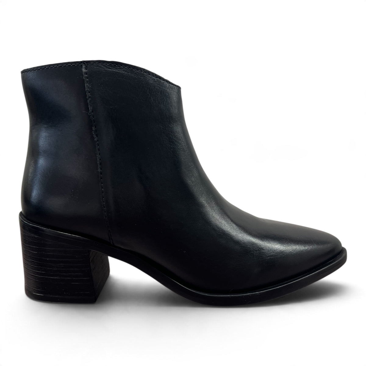 Stivaletto in pelle nera con tacco 6 cm