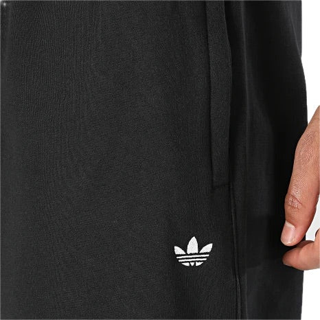 ESSENTIALS PANT. LOOSE FIT