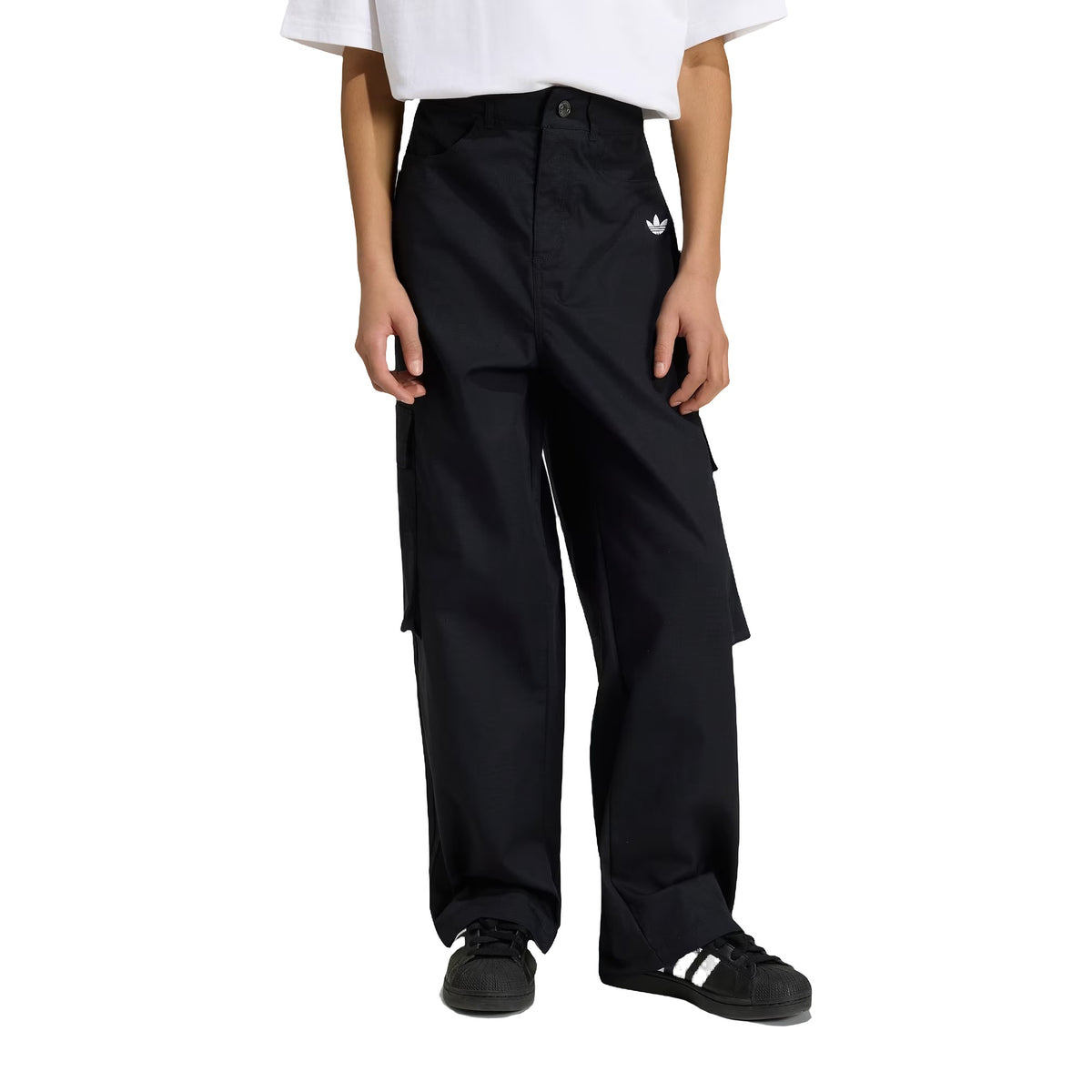 Pantaloni Adidas cargo oversize in ripstop, vista 2