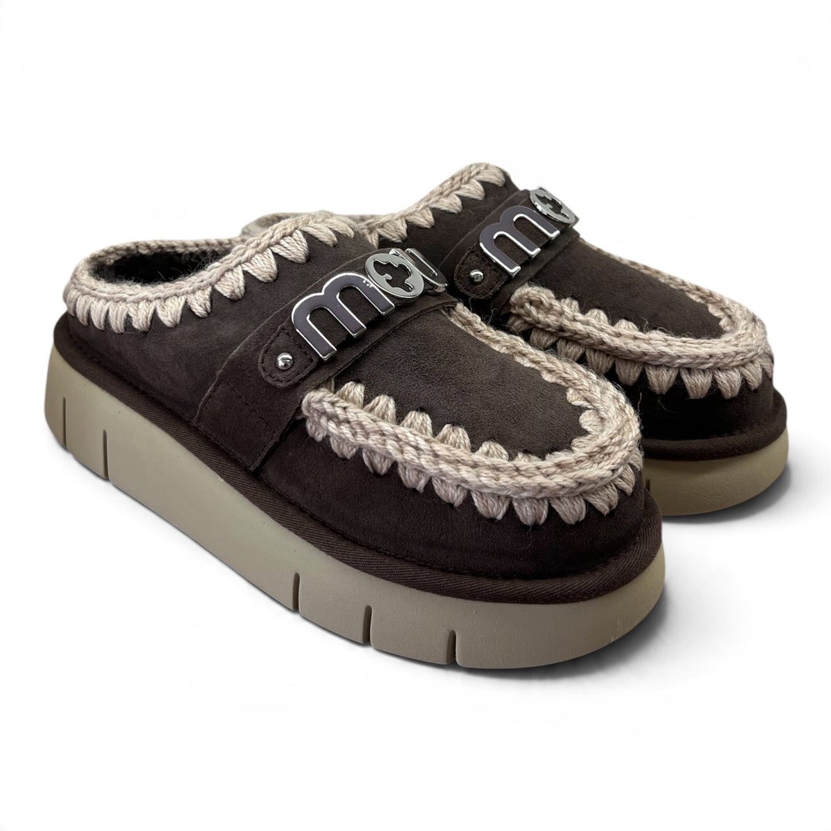 Bounce Clog Metal Logo