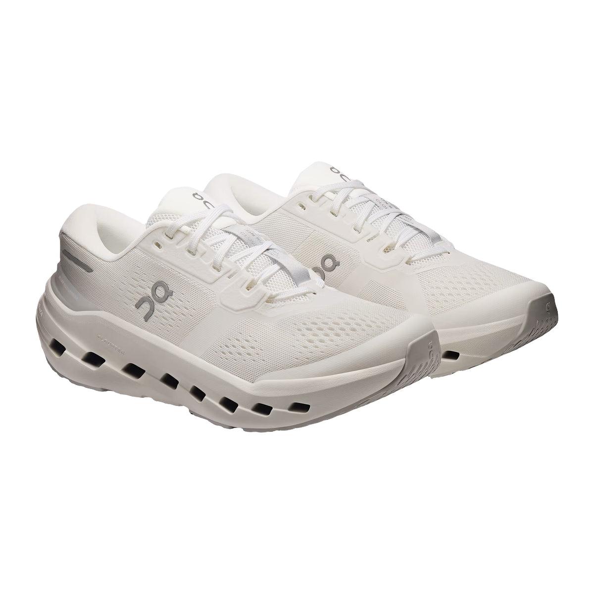 Sneakers On Running Cloudrunner 3, vista 2