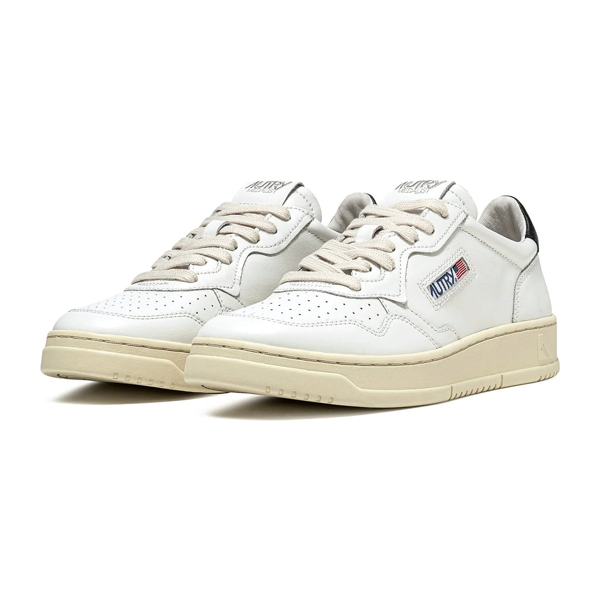 Sneakers Autry Medalist Low in pelle bianca e nera, vista 2