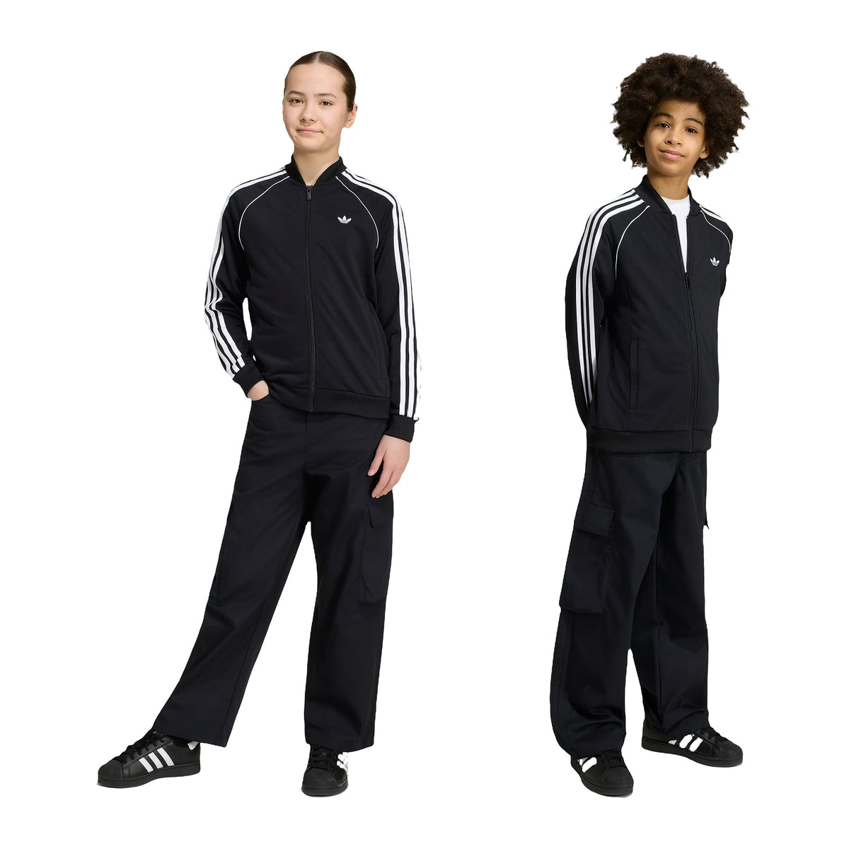 Pantaloni Adidas cargo oversize in ripstop, vista 3
