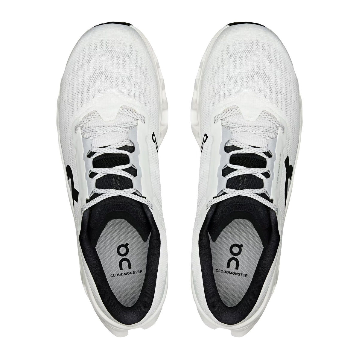 Sneakers On Running Cloudmonter 3, vista 3